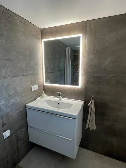 Olivya Apartment Le Beausset 0*,